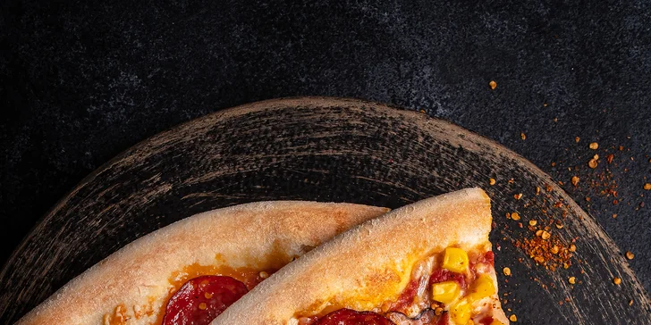 Turbo pizza: 1/4 pizzy podle výběru nebo voucher na 300 Kč na cokoliv