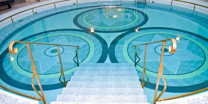 Dovolená v lázeňském městě Jelení Hora: snídaně i vstup do bazénu a sauny