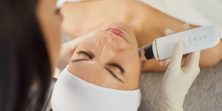 Nechte se hýčkat: základní kosmetické ošetření v délce 90 min.