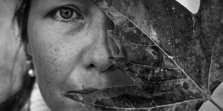 Zachyťte ty nejkrásnější momenty: exteriérové či ateliérové focení pro jednotlivce nebo rodinu, 60 minut