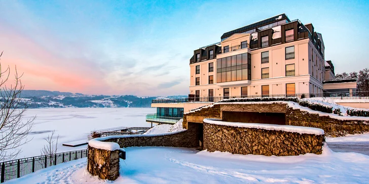 Dovolená na břehu Rożnowské jezera: 5* hotel se stravou a neomezeným wellness