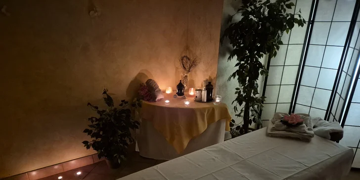 V ceně máte také zapůjčení kompletního wellness vybavení včetně měkoučkého županu, ručníku a pantoflí.
