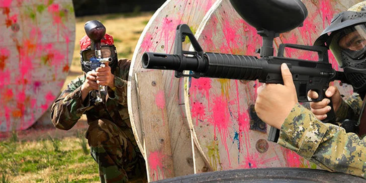 4 hodiny outdoor i indoor paintballu s kompletní výbavou