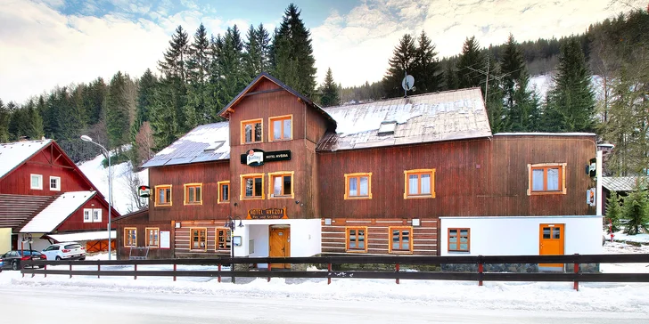 Dovolená v Peci pod Sněžkou: snídaně či polopenze a sudová sauna