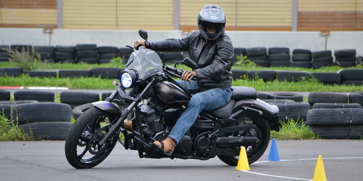 Celodenní kurz bezpečné jízdy na motorce v Ostravě