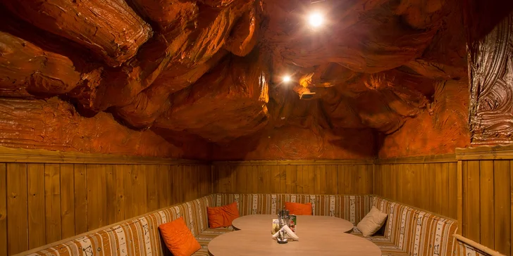 Reštaurácia a Café Jaskyňa