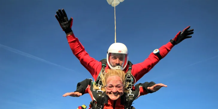 Tandemový zoskok padákom