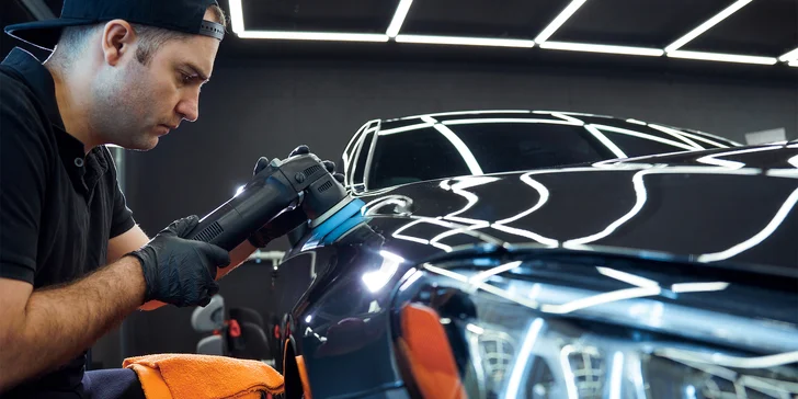 Hodnotový poukaz na veškerou péči o auto: čištění vozu, renovace laku, tónování skel aj.