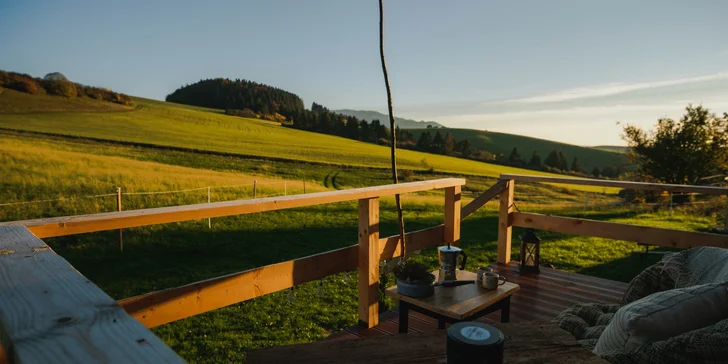 Zážitkové ubytovanie v kočovnom vagóne uprostred prírody Turčianskej kotliny