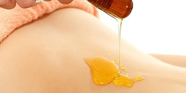 Medová detoxikační masáž se zábalem v délce 60 minut