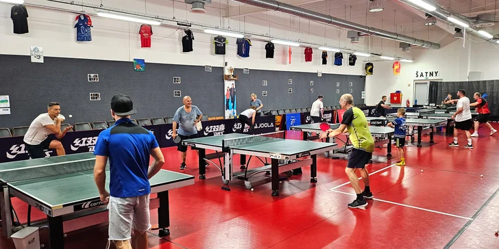 Zážitková herna: stolní tenis ve Vyškově, tréninky, permanentka i virtuální realita