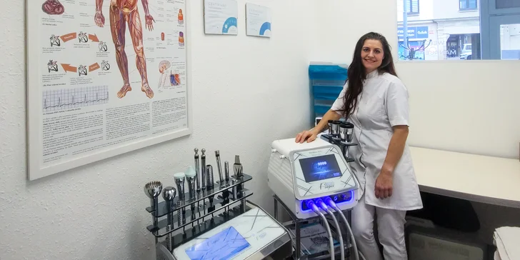 Kosmetické ošetření k omlazení pleti nebo pulzní termomasáž těla k úlevě od bolavých zad, 45–80 minut