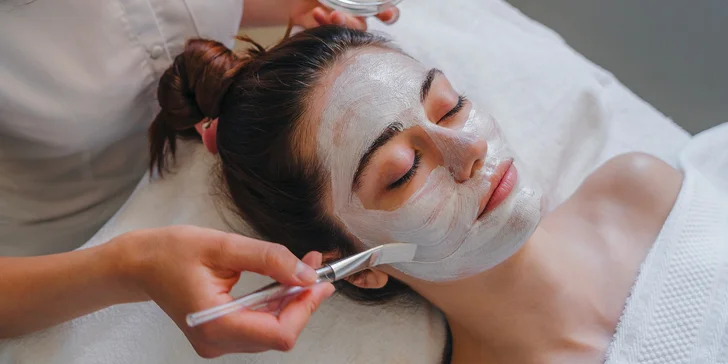 Kosmetické balíčky pro všechny typy pleti: čištění, hydratace i luxusní rituály