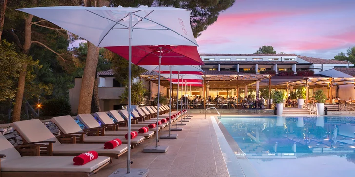 Poreč: pobyt ve 4* hotelu se stravou, bazénem a bohatým animačním programem
