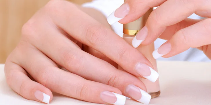 Japonská manikúra P-shine pro pevné a zdravé nehty nebo kompletní modeláž nehtů. Dopřejte svým ručkám dokonalou ozdobu!