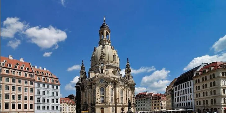 Plavba do Drážďan s obědem, rautem i živou hudbou