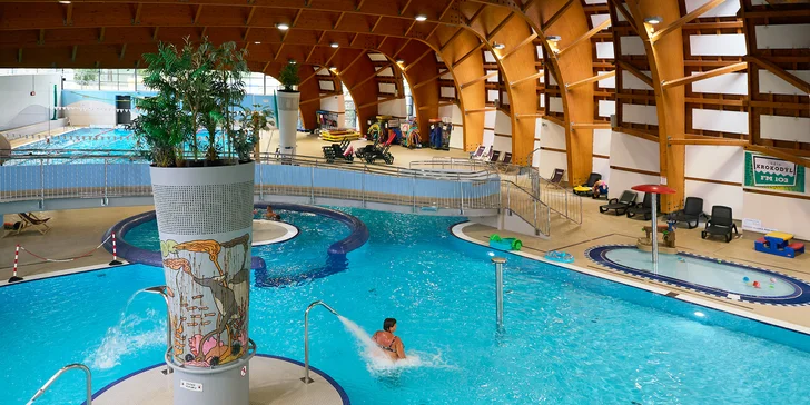 Víkendové vodní radovánky: neomezený vstup do aquaparku Kohoutovice v Brně pro dva i rodinu