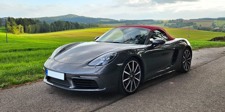 Pořádná jízda v nadupaném Porsche 718 Boxster S: 60 nebo 120 min.