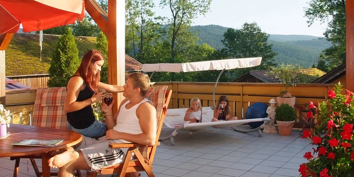 Relaxujte na terase, výletujte, zkrátka užívejte pohodu.