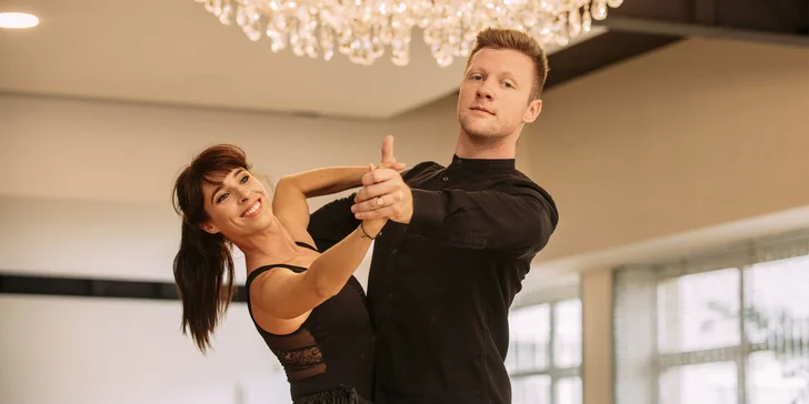 Tanečné kurzy pre páry či individuálne hodiny tanca