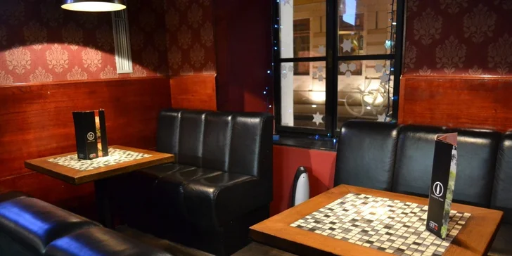 2 burgery + dvoje hranolky v centru Prahy