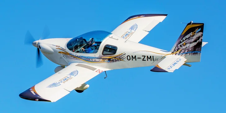 Let lietadlom Viper SD4 s možnosťou pilotovania alebo skupinový let na 2 lietadlách