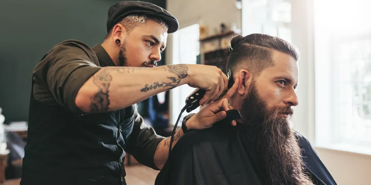Služby profesionálneho barbera - strihanie alebo kombinovaný balíček s úpravou brady