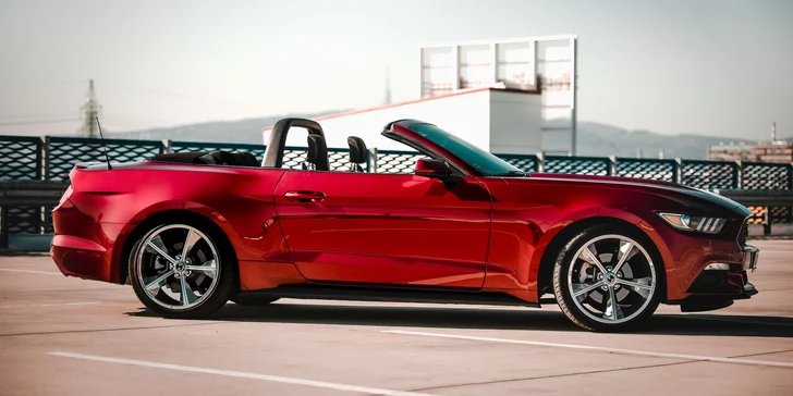Sloboda za volantom najštýlovejšieho kabrioletu FORD MUSTANG na Slovensku: prenájom od 60 minút až na celý víkend!