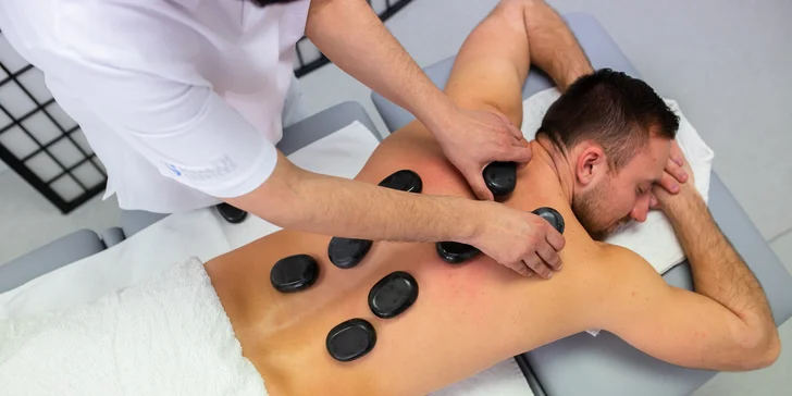 Rôzne druhy masáží od špičkového nevidiaceho maséra