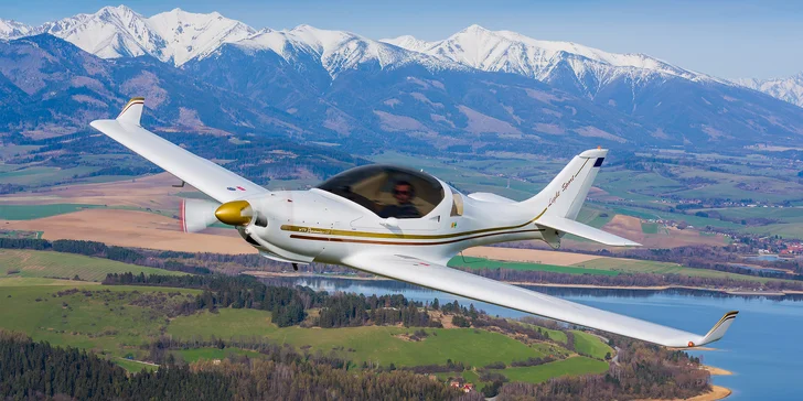 Zážitkové lety so skúseným pilotom nad dominantami Slovenska