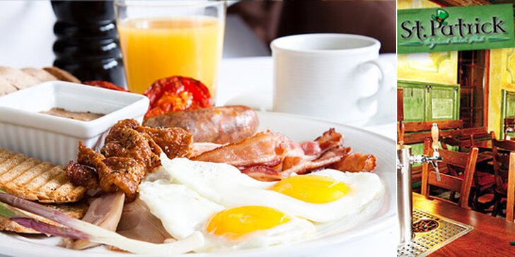 Začněte den irskou snídaní: slanina, párek, volské oko i káva