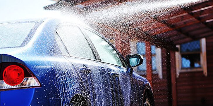 Ruční mytí vozidla