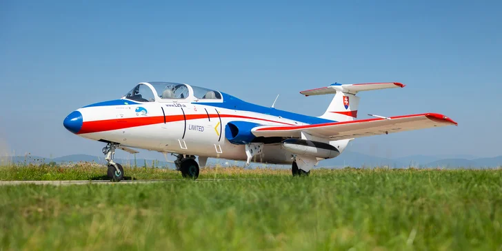 Adrenalínom nabitý let stíhačkou L-29 DELFÍN vrátane akrobacie vo vzduchu!