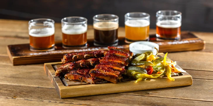 Pivovar U Ábela: Degustácia remeselných pív s pečenými rebrami, krídelkami či kolenom