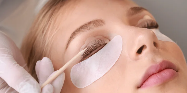 Laminácia obočia, Lash lift s farbením alebo výhodné kombo ošetrenie obočia a mihalníc