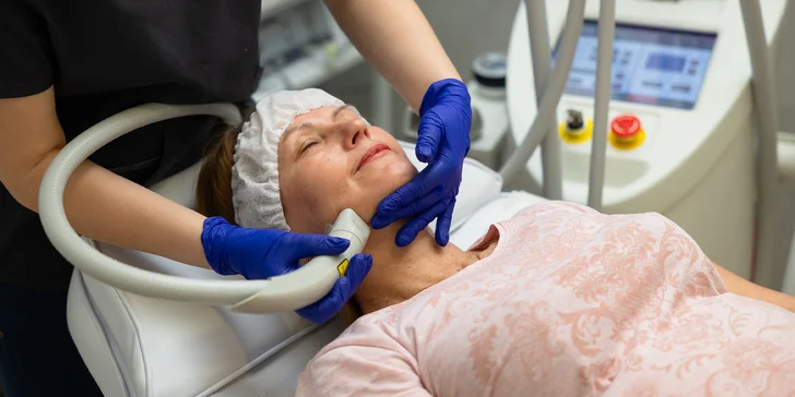 Ošetrenia tváre: Karboxyterapia, chemický peeling, Hydrofacial a i.