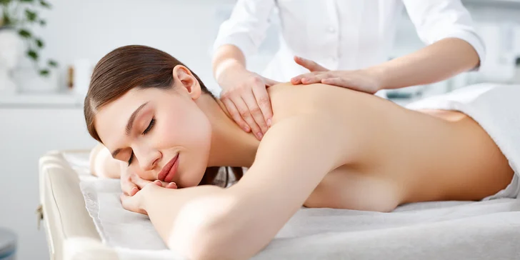 Masáže v Beauty Palace: Klasická, celotelová, aróma rituálna alebo pomocou teplých bambusových palíc
