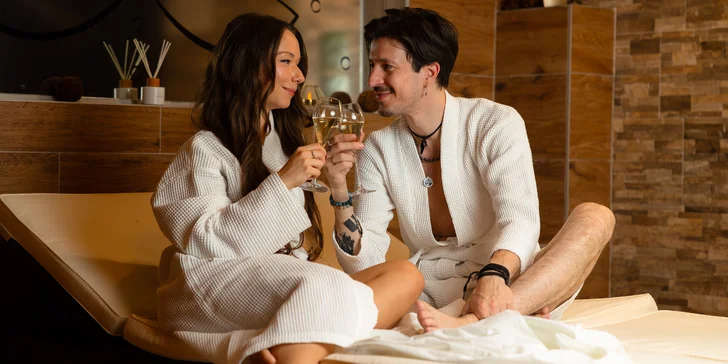 Súkromný Wellness Relax pre dvoch s raňajkami v Hoteli Modena***