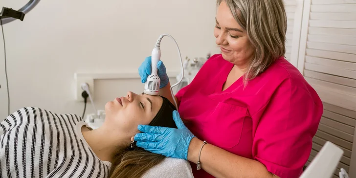 Kozmetické procedúry alebo lash lift s lamináciou obočia