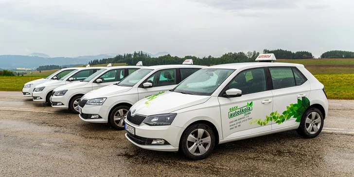 Kurzy na získanie vodičského oprávnenia: zrýchlený aj individuálny