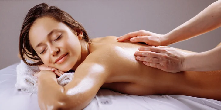 Relaxačné masáže chrbta, chodidiel, hlavy či rúk