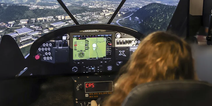 Zalietajte si v oblakoch vďaka modernému leteckému simulátoru