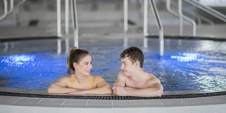 Celodenné vstupy do kúpeľov Ellipsum v maďarskom Miskolci