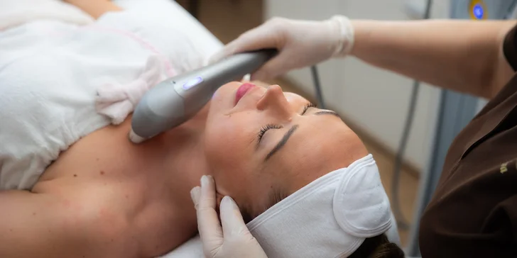 Spevnite sa a omladnite na počkanie pomocou HIFU terapie!