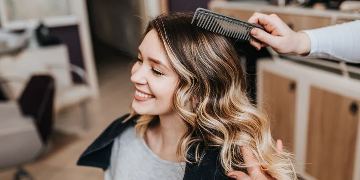 Dámsky strih, farbenie či balayage