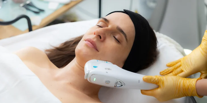 Omladenie bez skalpela: Účinný neinvazívny HIFU lifting tváre či podbradku