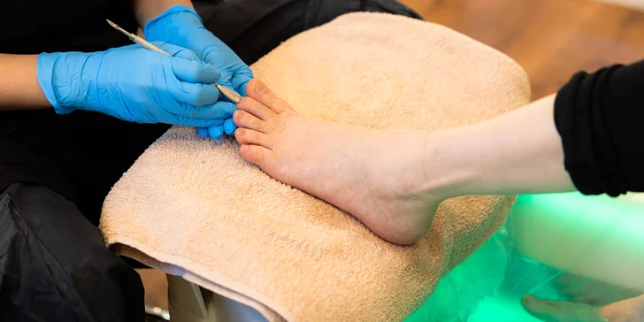 Všetko pre krásne nechty: Manikúra, gél lak aj gélové nechty