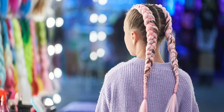 Boxerské copy, vysoký cop alebo predĺženie vlasov s kanekalonom