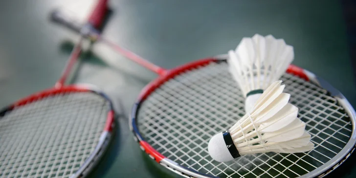 Permanentka na badminton s 9 vstupy