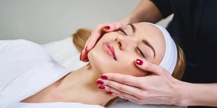Hĺbkové čistenie pleti, masáž tváre a dekoltu či hydratačné ošetrenie